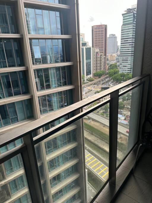 Pangsapuri Summer By Luxzell Klcc 7 Mints Walk To Klcc *